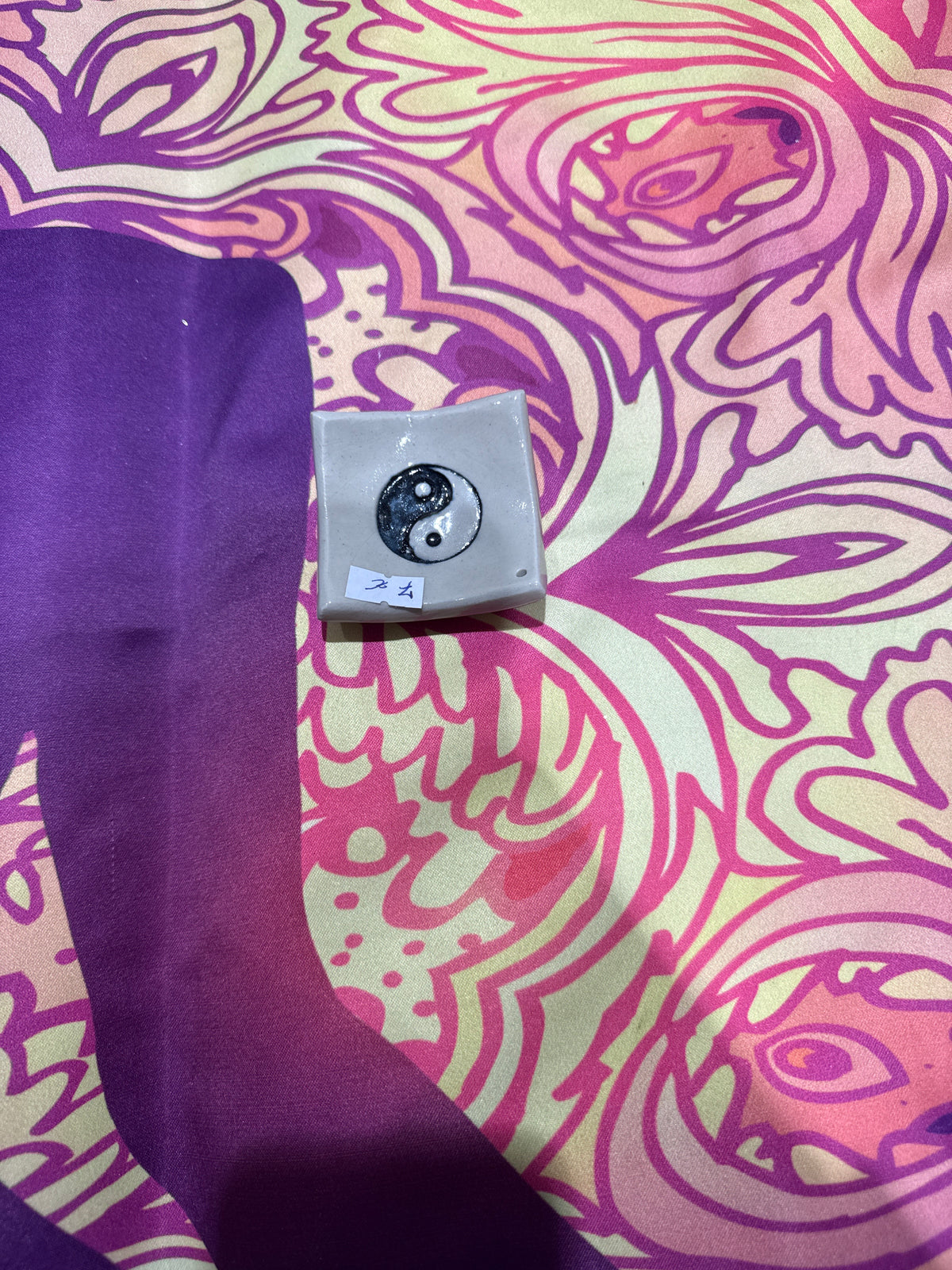 Ying Yang Räucherstäbchenhalter